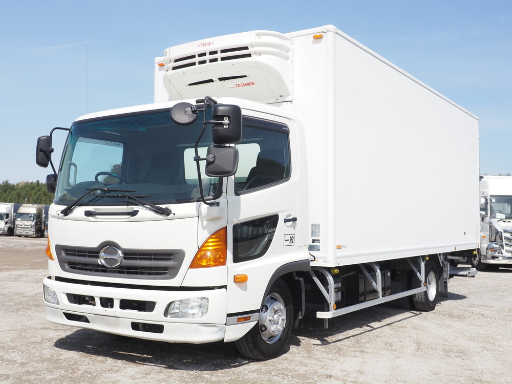 日野 レンジャー 冷凍バン 中型 TKG-FC9JKAA 年式 H26[写真01]