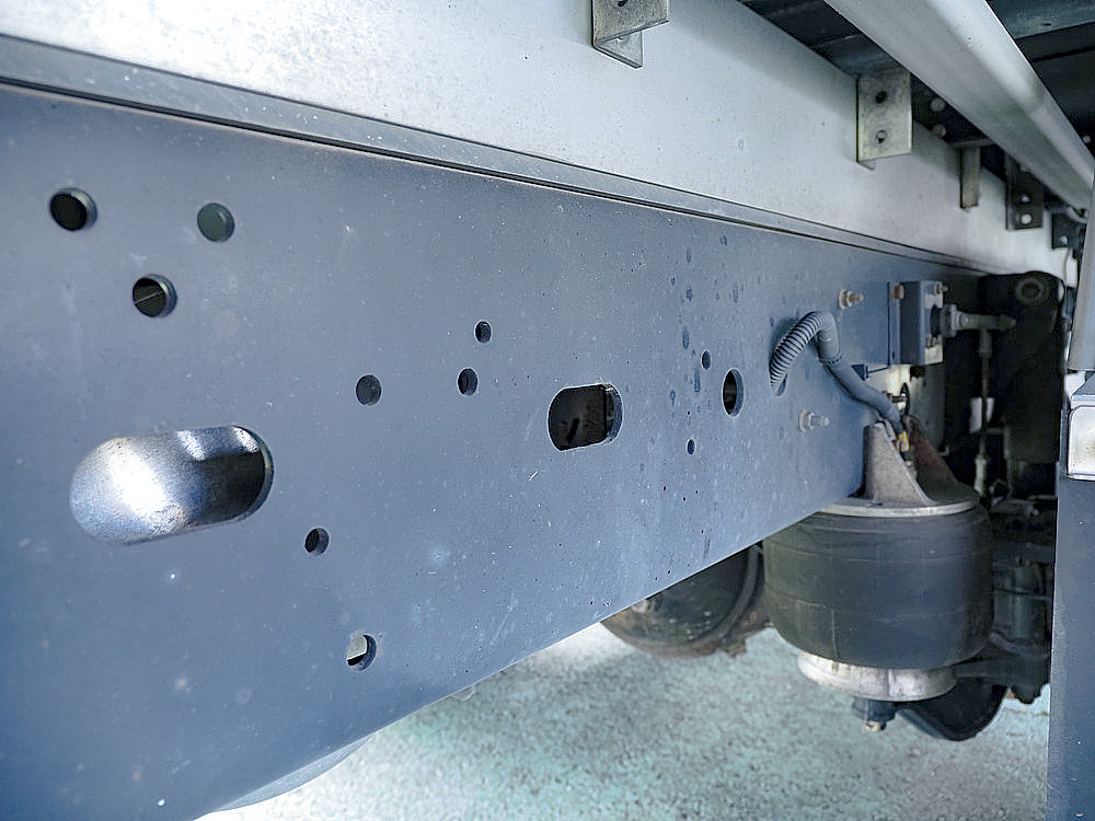 いすゞ フォワード ウイング車 中型 2RG-FRR90T2 年式 H30[写真40]