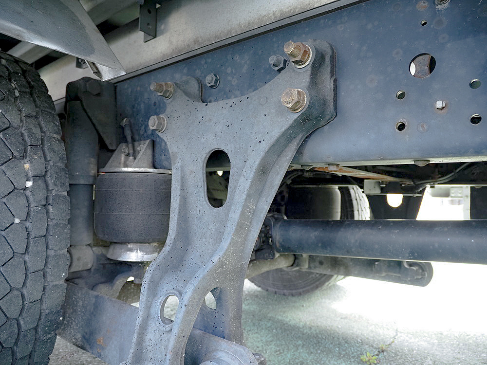 いすゞ フォワード ウイング車 中型 2RG-FRR90T2 年式 H30[写真41]