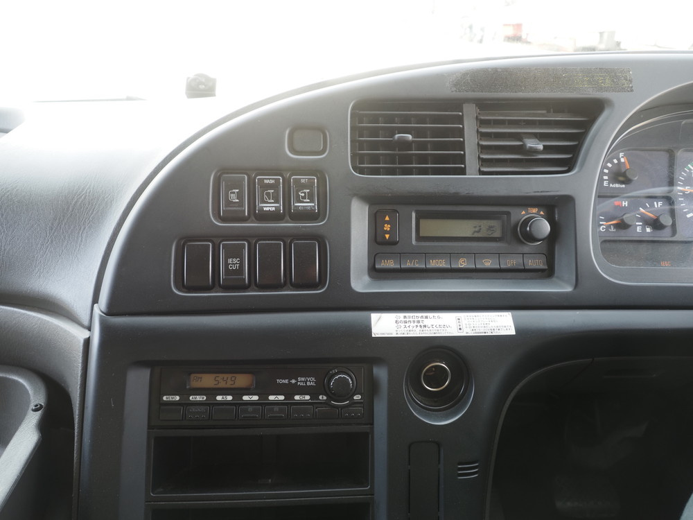 いすゞ ギガ ウイング車 大型 QKG-CYJ77A 年式 H26[写真34]