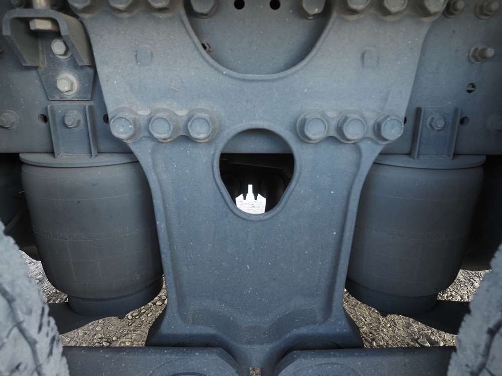 日野 プロフィア ウイング車 大型 2DG-FW1AHG 年式 H29[写真39]