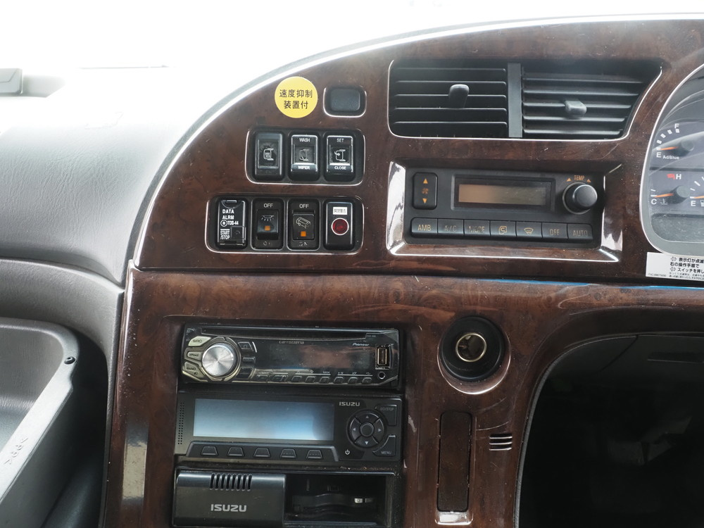 いすゞ ギガ ウイング車 大型 QKG-CYJ77A 年式 H26[写真40]