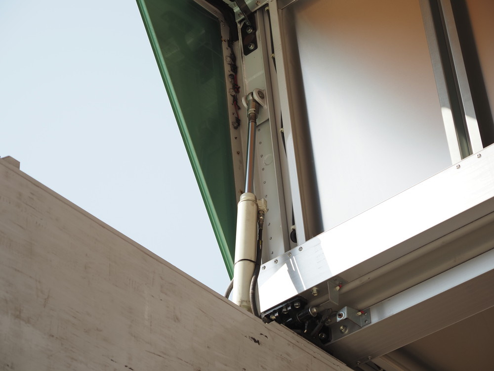 日野 プロフィア ウイング車 大型 QPG-FW1EXEG 年式 H28[写真14]