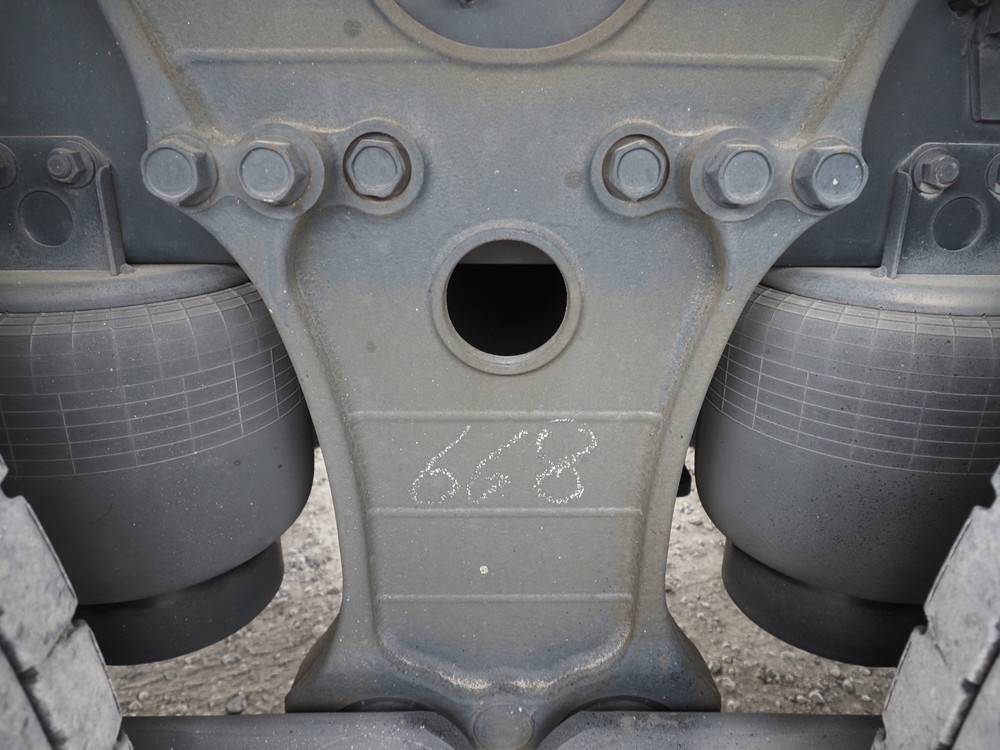 日野 プロフィア 冷凍バン 大型 2DG-FR1EHG 年式 R2[写真39]