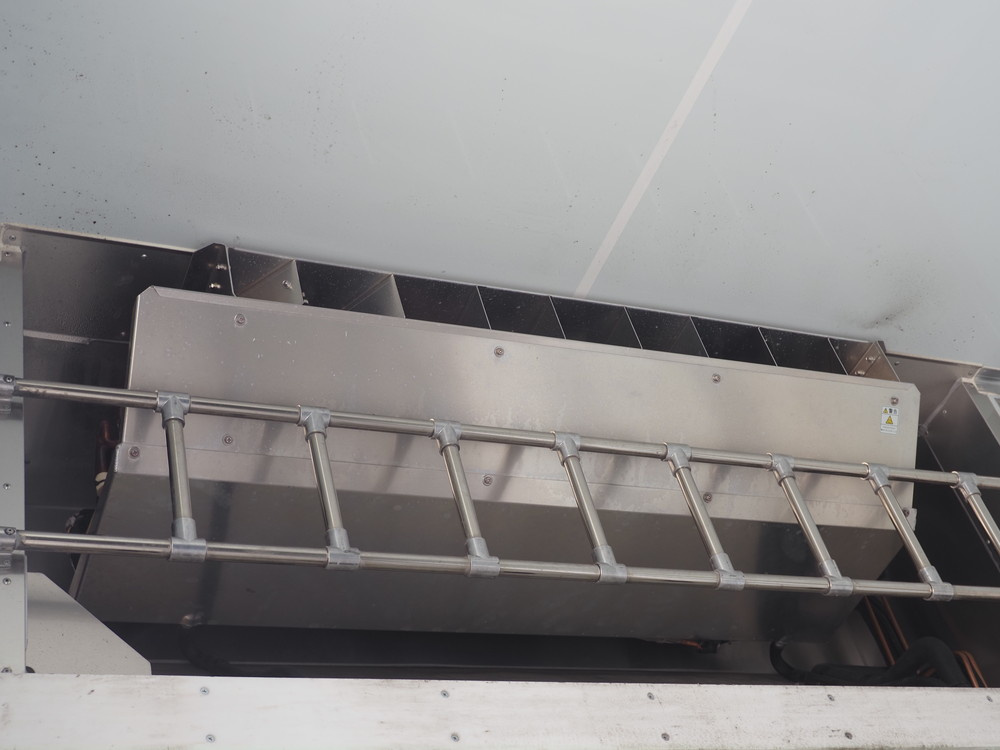 日野 プロフィア 冷凍バン 大型 2DG-FR1EHG 年式 R2[写真21]