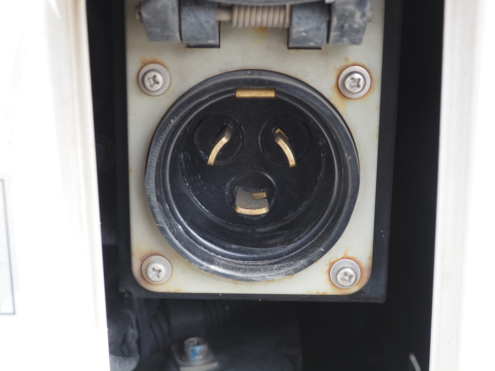 日野 プロフィア 冷凍バン 大型 2DG-FR1EHG 年式 R2[写真17]