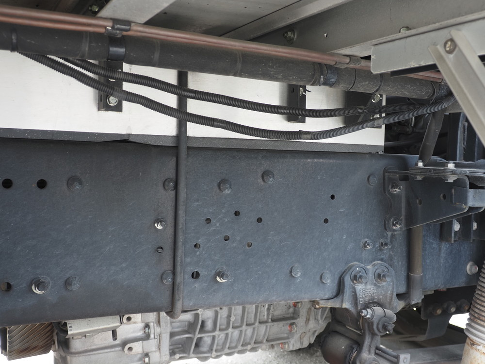 日野 プロフィア 冷凍バン 大型 2DG-FR1EHG 年式 R2[写真41]