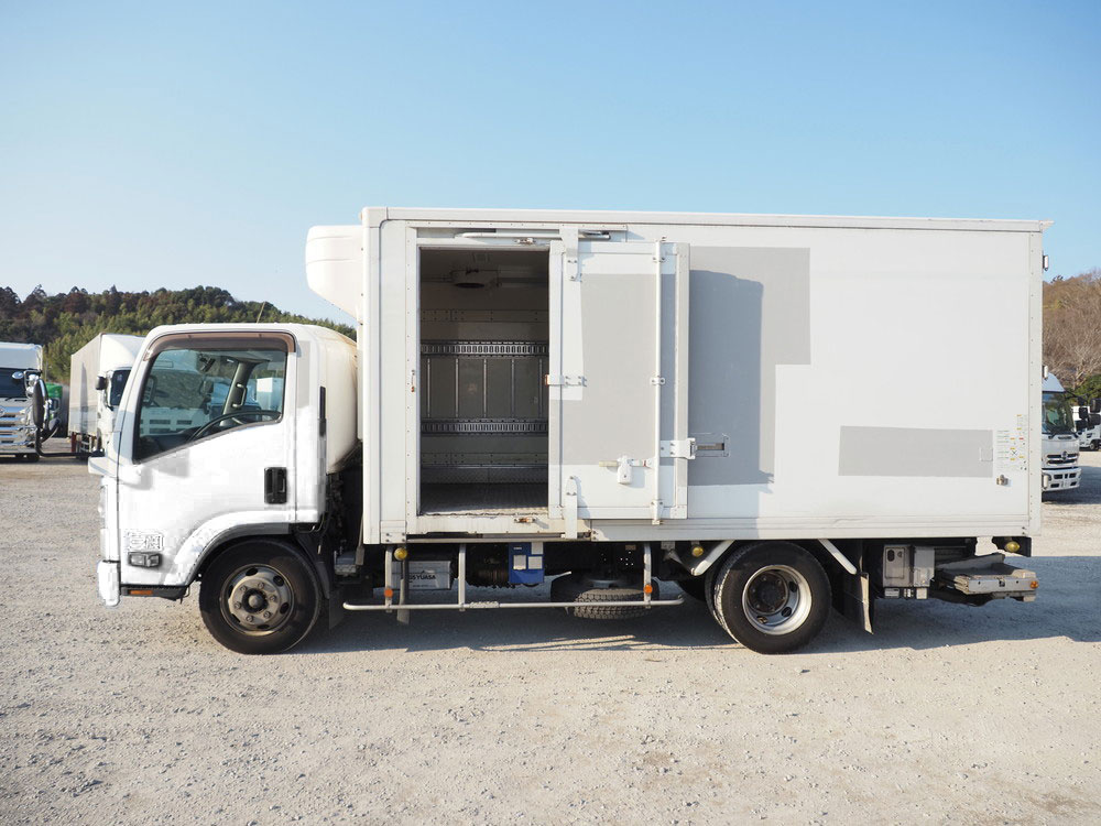 いすゞ エルフ 冷凍バン 小型 TPG-NPR85AN 年式 H27[写真09]