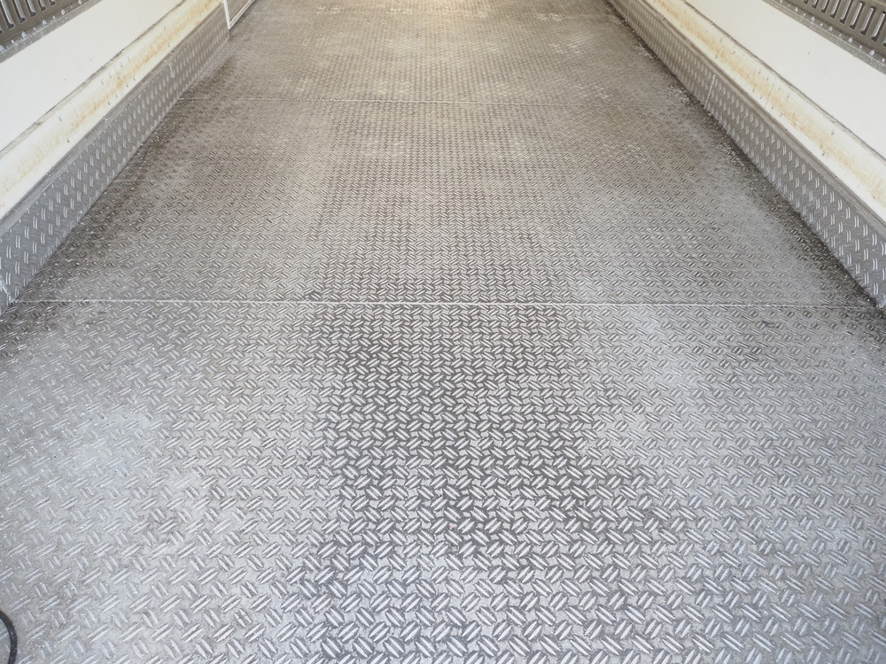 いすゞ エルフ 冷凍バン 小型 TPG-NPR85AN 年式 H27[写真14]