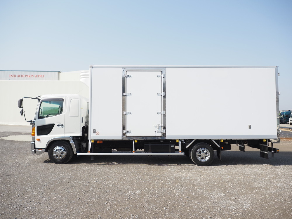 日野 レンジャープロ 冷凍バン 中型 TKG-FD7JLAA 年式 H26[写真10]