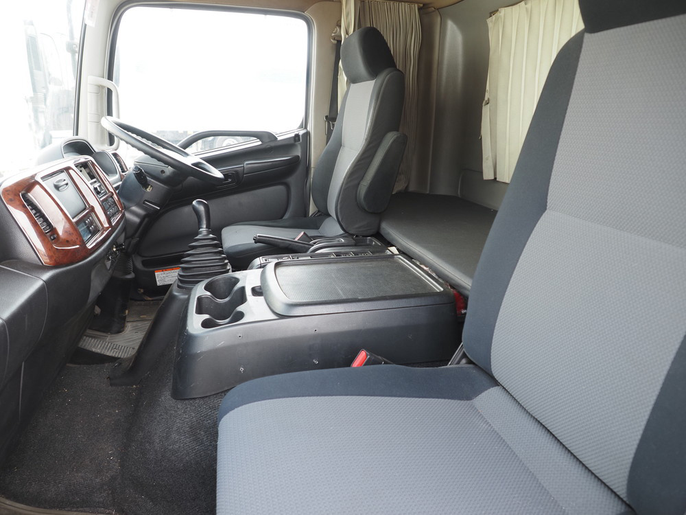 日野 レンジャープロ 冷凍バン 中型 TKG-FD7JMAG 年式 H26[写真23]