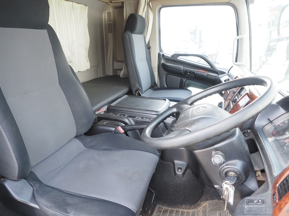 日野 レンジャープロ 冷凍バン 中型 TKG-FD7JMAG 年式 H26[写真16]