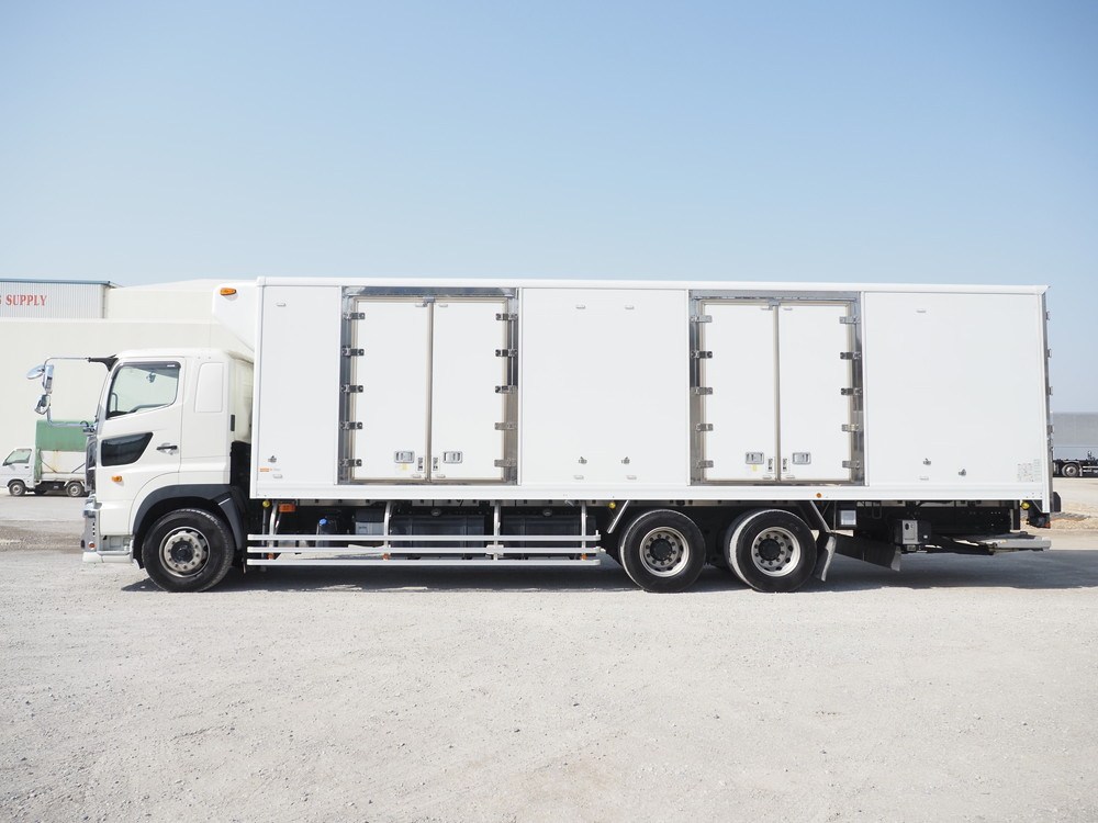 日野 プロフィア 冷凍バン 大型 2DG-FR1EHG 年式 R2[写真11]