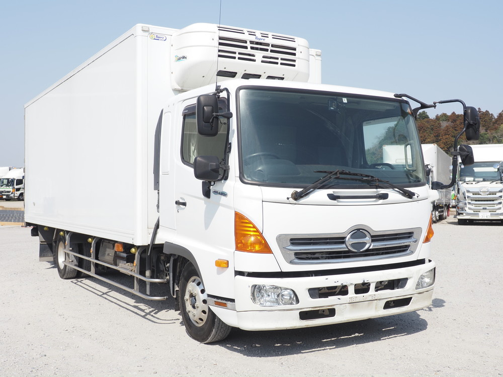 日野 レンジャープロ 冷凍バン 中型 TKG-FD7JMAG 年式 H26[写真02]