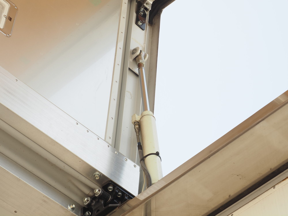 日野 プロフィア ウイング車 大型 QPG-FW1EXEG 年式 H29[写真20]