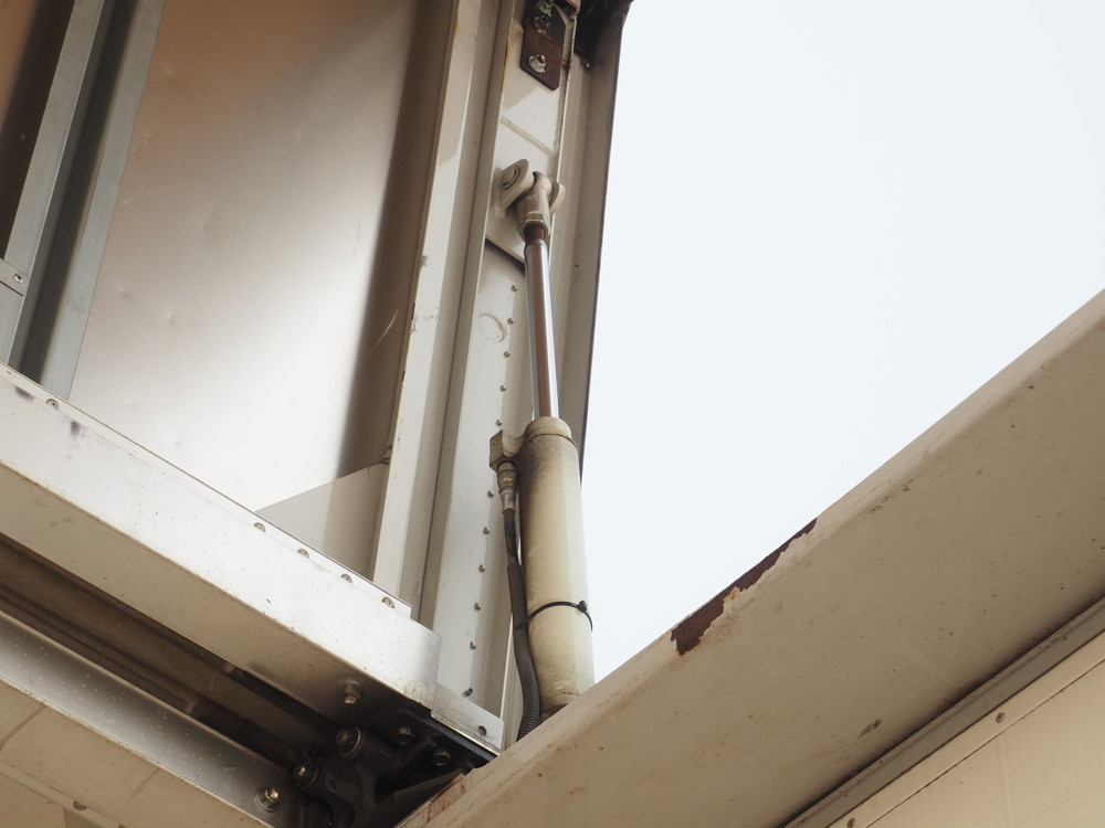 日野 プロフィア ウイング車 大型 QKG-FW1EXBG 年式 H25[写真17]