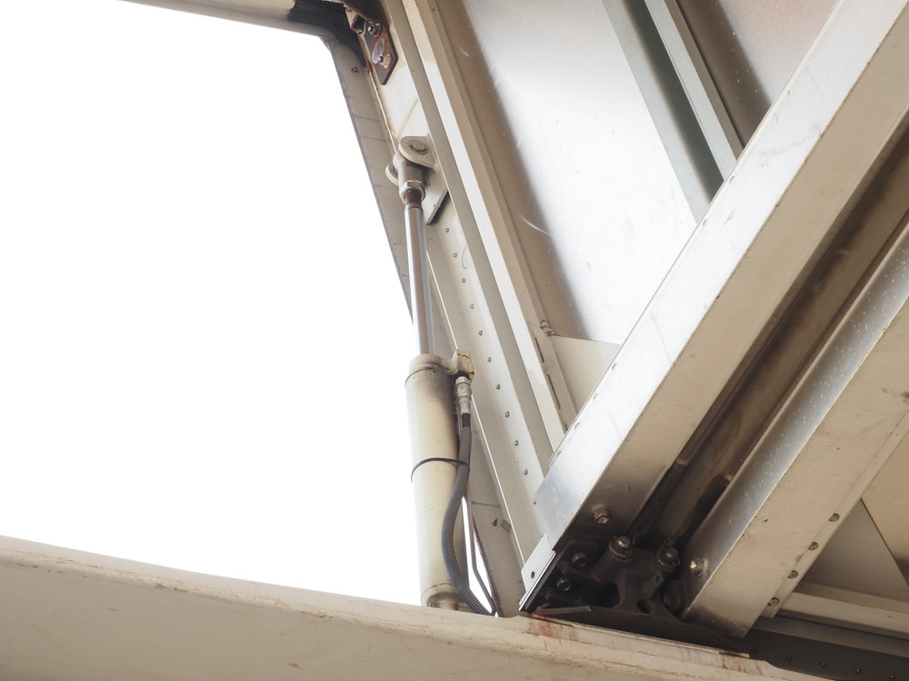 日野 プロフィア ウイング車 大型 QKG-FW1EXBG 年式 H25[写真11]