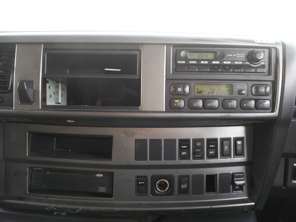 日野 プロフィア ウイング車 大型 QKG-FW1EXBG 年式 H25[写真27]