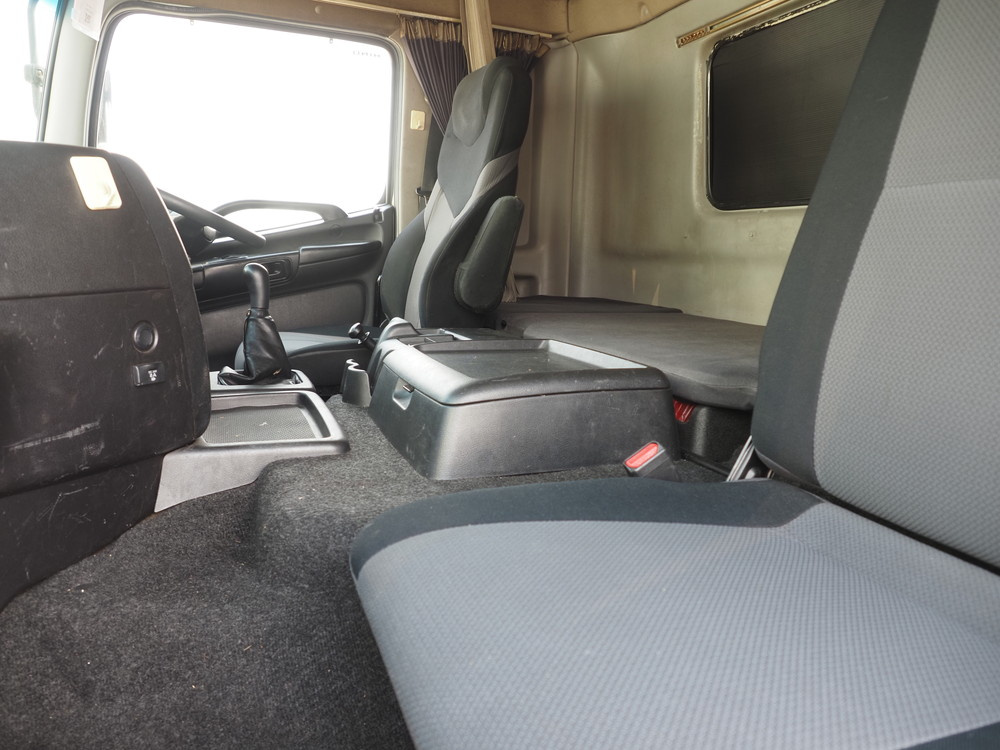 日野 プロフィア ウイング車 大型 QKG-FW1EXBG 年式 H25[写真31]