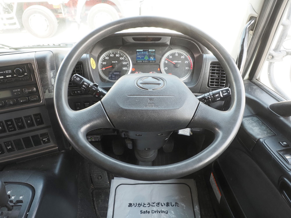 日野 プロフィア ウイング車 大型 QPG-FW1EXEG 年式 H28[写真26]