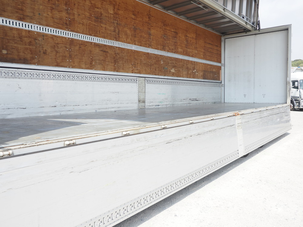 いすゞ ギガ ウイング車 大型 QKG-CYJ77A 年式 H26[写真20]