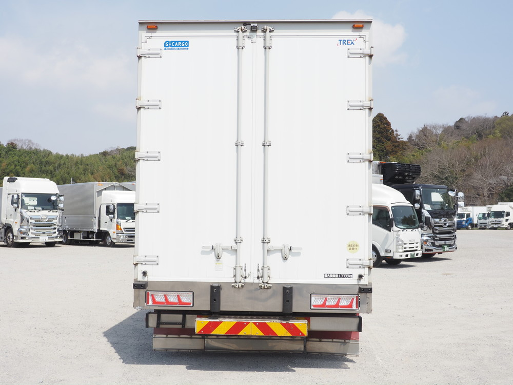 いすゞ ギガ ウイング車 大型 QKG-CYJ77A 年式 H26[写真06]