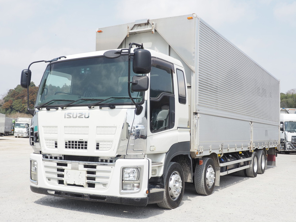 いすゞ ギガ ウイング車 大型 QKG-CYJ77A 年式 H26[写真01]