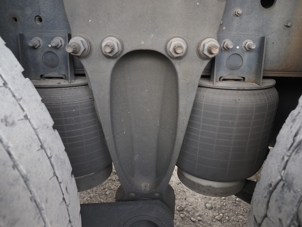 日野 プロフィア 冷凍バン 大型 QPG-FR1EXEG 年式 H26[写真32]