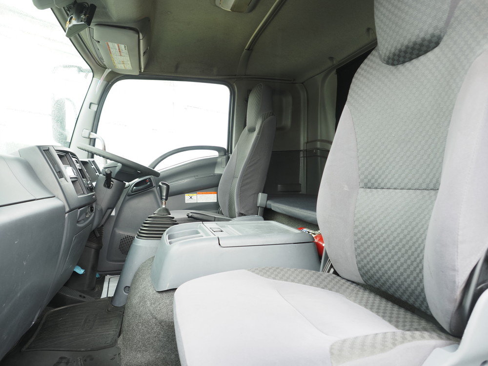 いすゞ フォワード ウイング車 中型 TKG-FRR90S2 年式 H28[写真40]