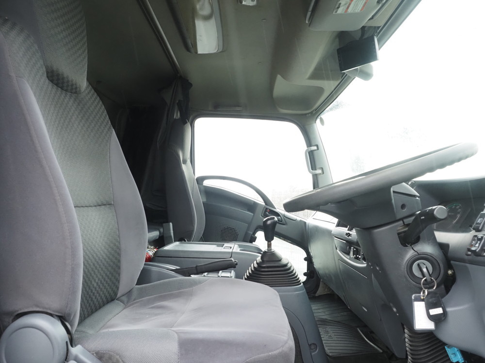 いすゞ フォワード ウイング車 中型 TKG-FRR90S2 年式 H28[写真32]