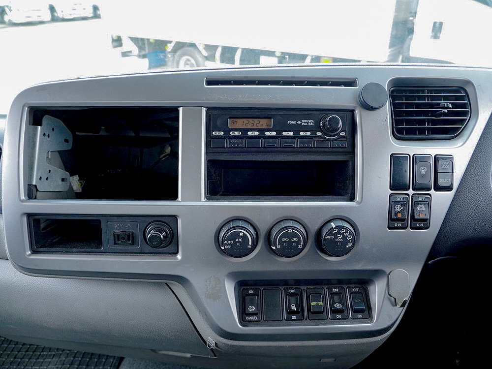 UDトラックス コンドル ウイング車 中型 TKG-MK38L 年式 H24[写真33]