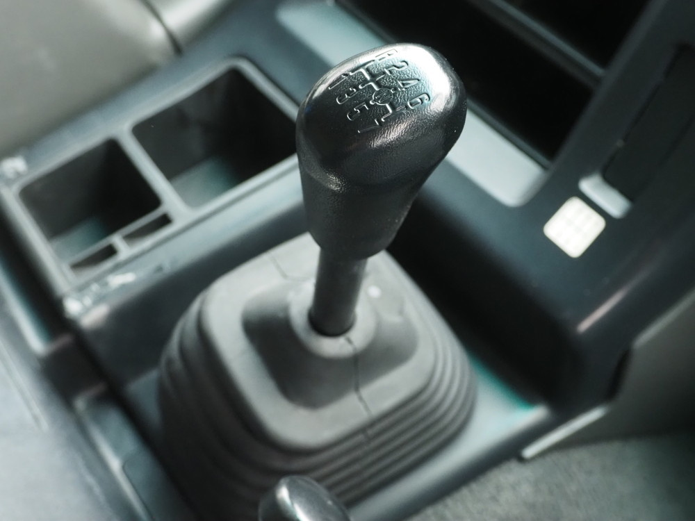 いすゞ ギガ ウイング車 大型 LKG-CYJ77A 年式 H24[写真20]