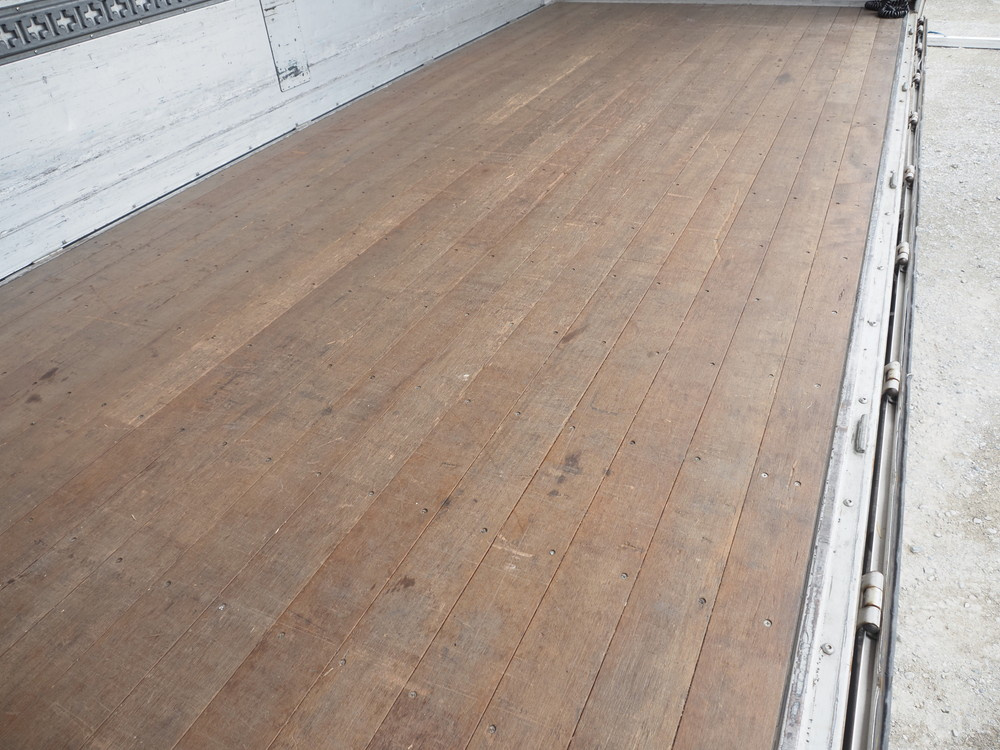 日野 レンジャープロ ウイング車 中型 TKG-FD9JLAG 年式 H27[写真18]