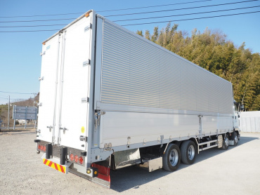 いすゞ ギガ ウイング車 大型 QKG-CYJ77B 年式 H29 [写真05]