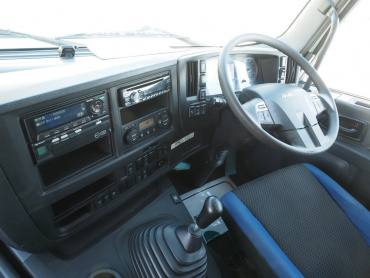 いすゞ ギガ ウイング車 大型 QKG-CYJ77B 年式 H29 [写真33]