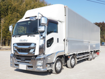 いすゞ ギガ ウイング車 大型 QKG-CYJ77B 年式 H29 [写真01]