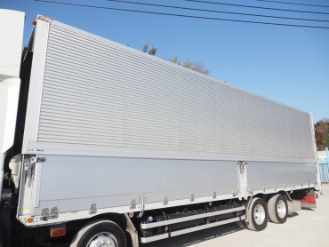 いすゞ ギガ ウイング車 大型 QKG-CYJ77B 年式 H29 [写真16]