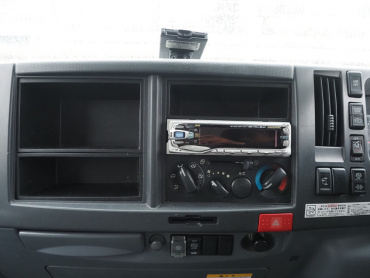 いすゞ エルフ バン車 小型 BDG-NMR85AN 年式 H20[写真22]