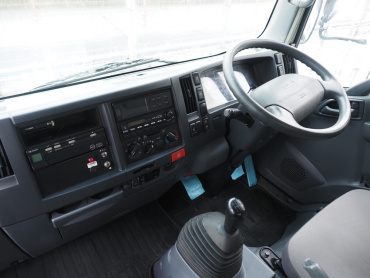 いすゞ エルフ 冷凍バン 小型 TKG-NPR85AN 年式 H25[写真28]