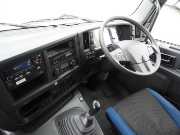 いすゞ ギガ ウイング車 大型 QKG-CYL77B 年式 H28[写真32]