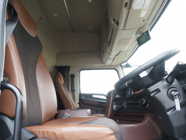 日野 プロフィア ウイング車 大型 2DG-FW1AHG 年式 R1[写真29]