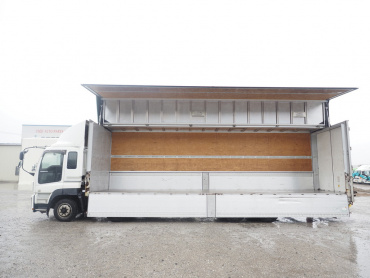 いすゞ ギガ ウイング車 大型 QKG-CYJ77A 年式 H28 [写真12]