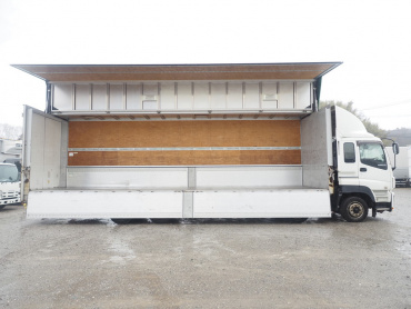 いすゞ ギガ ウイング車 大型 QKG-CYJ77A 年式 H28 [写真07]