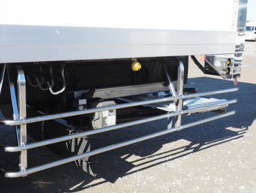 いすゞ ギガ 冷凍バン 大型 QKG-CYL77BZ 年式 H29[写真18]