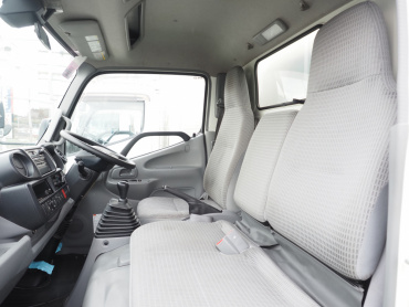 日野 デュトロ バン車 小型 TKG-XZC605M 年式 H29[写真24]