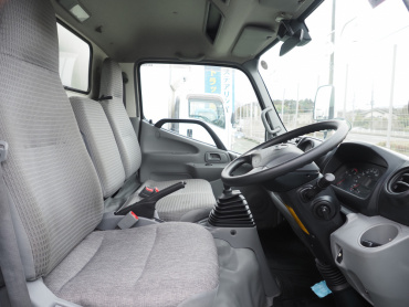 日野 デュトロ バン車 小型 TKG-XZC605M 年式 H29[写真18]