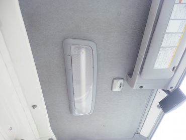 いすゞ エルフ バン車 小型 TKG-NLR85AN 年式 H25[写真22]