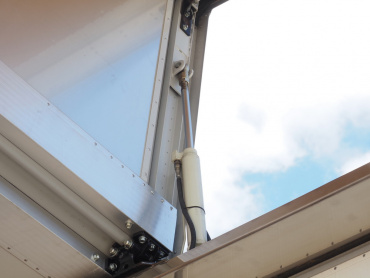 日野 プロフィア ウイング車 大型 2DG-FW1AHG 年式 R1[写真11]