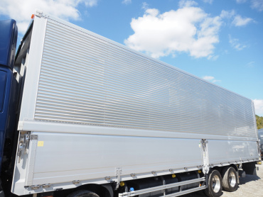 日野 プロフィア ウイング車 大型 2DG-FW1AHG 年式 R1[写真14]