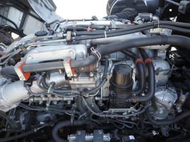 いすゞ ギガ ウイング車 大型 QKG-CYL77B 年式 H28[写真50]